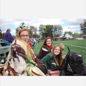 Meet your Posher, Ashley